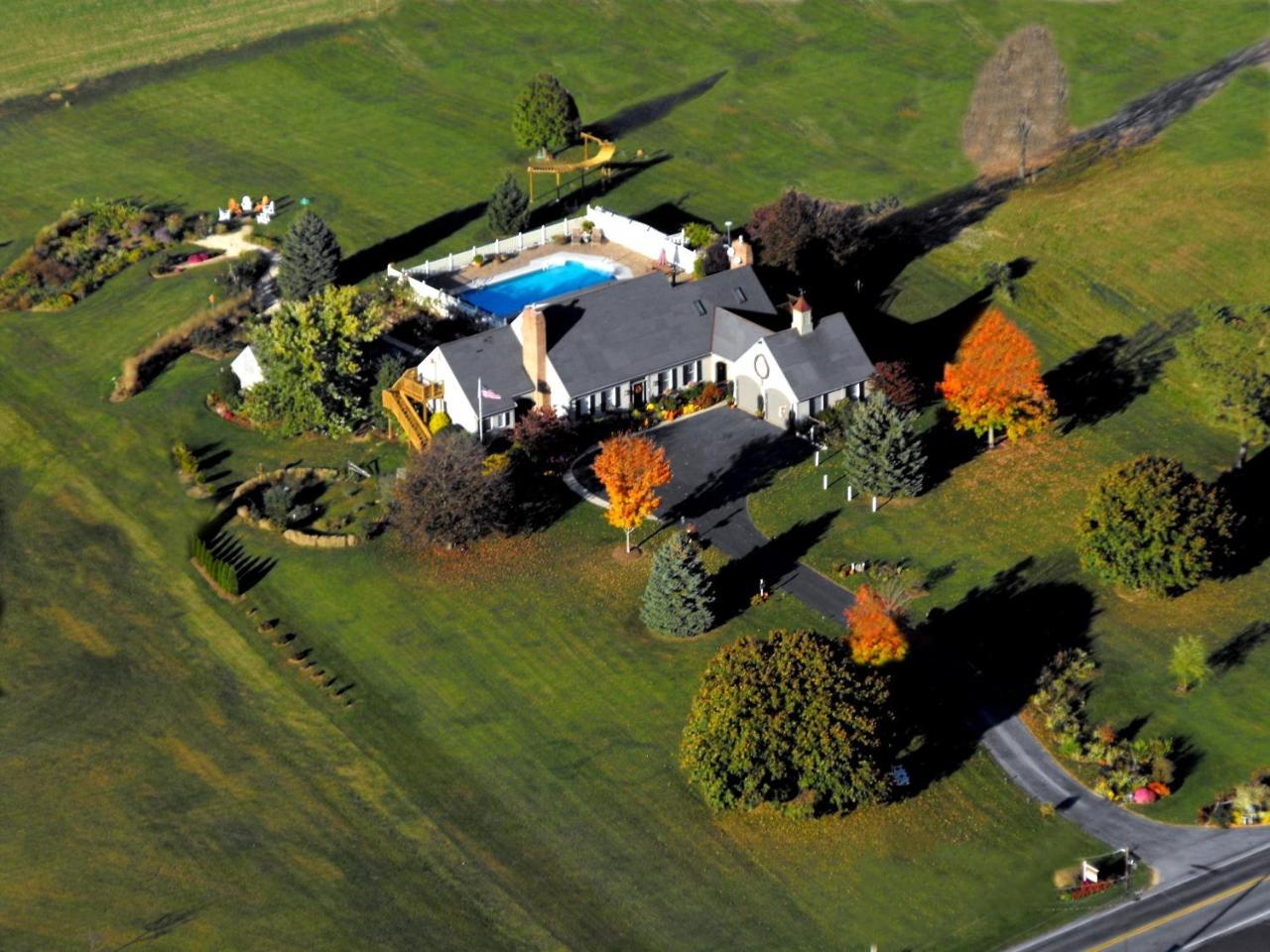 Annville Inn Bed & Breakfast Buitenkant foto