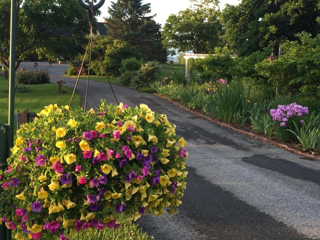 Annville Inn Bed & Breakfast Buitenkant foto